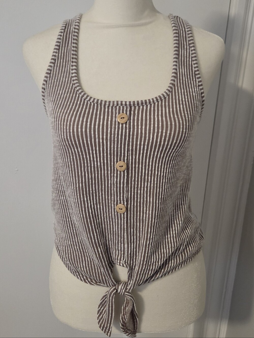 Caution to the Wind Juniors Button Tie Soft Crop Tank Top Small